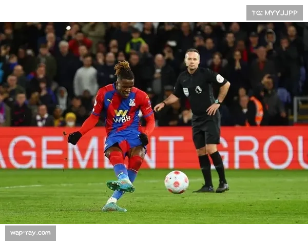 英联杯经典战役回顾：阿森纳顽强翻盘，最终以7-5击败雷丁晋级