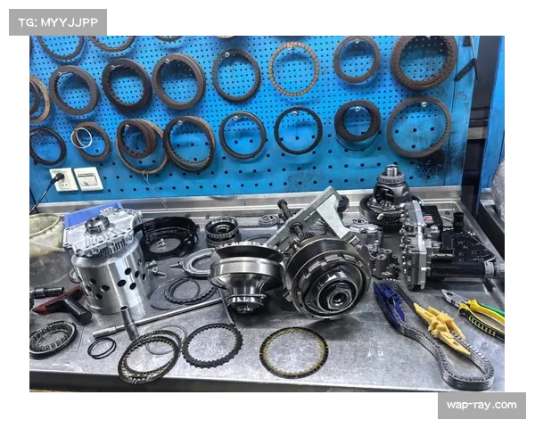 F1考虑标准化部件以控制成本,变速箱与燃料系统成重点改革领域 F1考虑标准化部件以控制成本,变速箱与燃料系统成重点改革领域