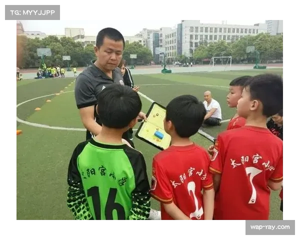 实用主义引援坚持德国传统 中小球队精耕战术适配生存 实用主义引援坚持德国传统 中小球队精耕战术适配生存